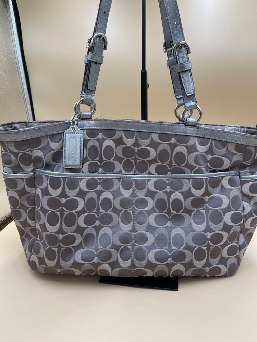 Coach Gray and Silver Metallic Signature Satchel G1175-F17698 Daily Coach - Picture 4 of 12
